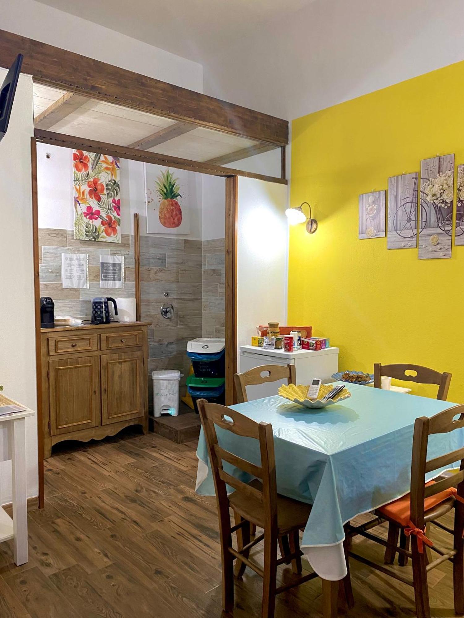 Dani'S House Ξενοδοχείο Κάλιαρι Εξωτερικό φωτογραφία