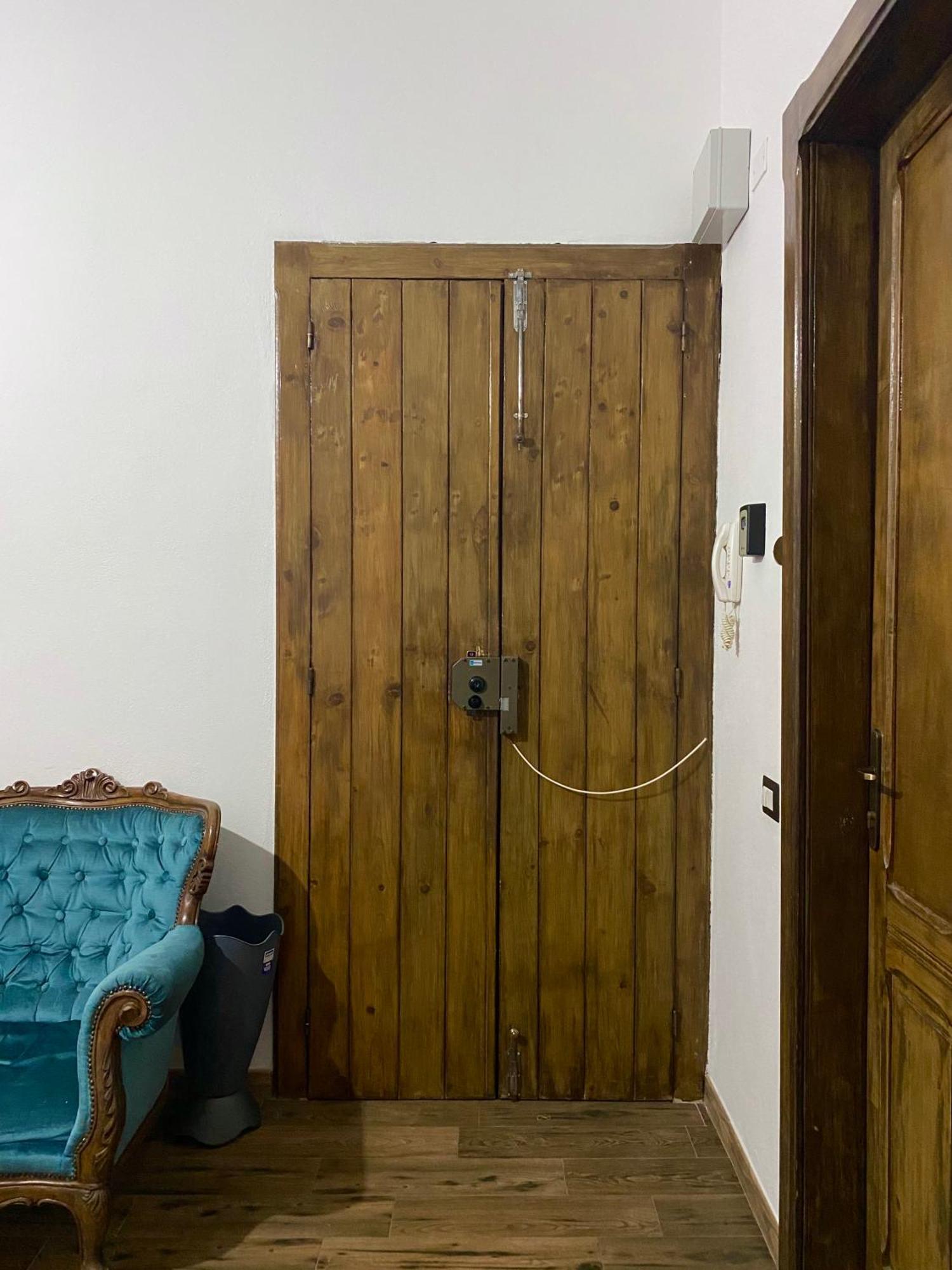 Dani'S House Ξενοδοχείο Κάλιαρι Εξωτερικό φωτογραφία