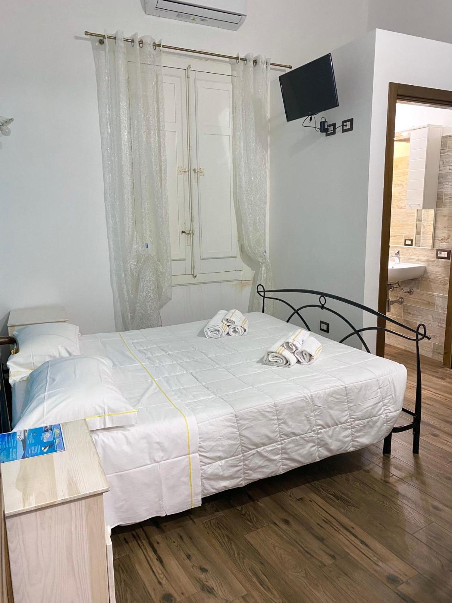 Dani'S House Ξενοδοχείο Κάλιαρι Εξωτερικό φωτογραφία