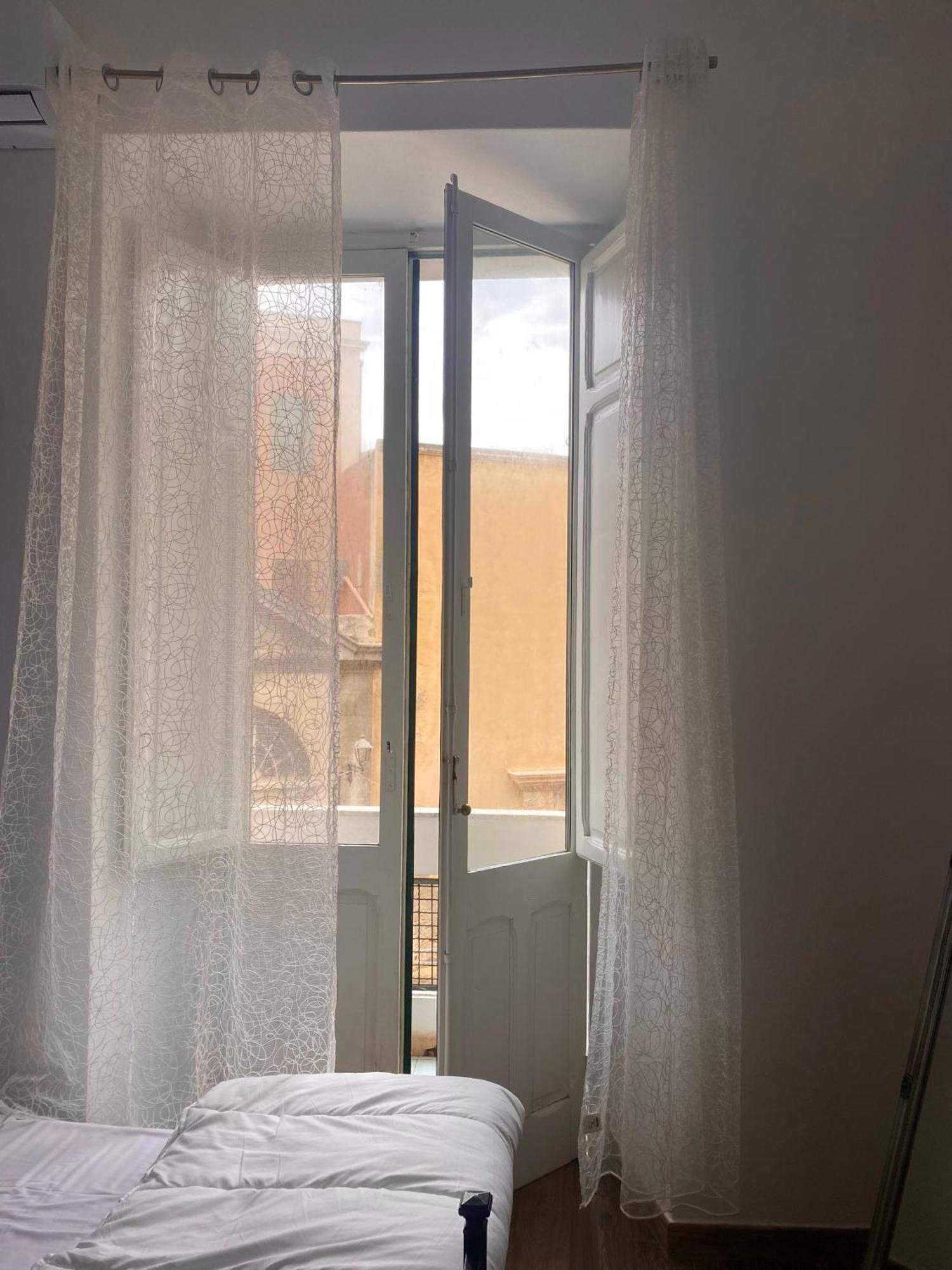 Dani'S House Ξενοδοχείο Κάλιαρι Εξωτερικό φωτογραφία