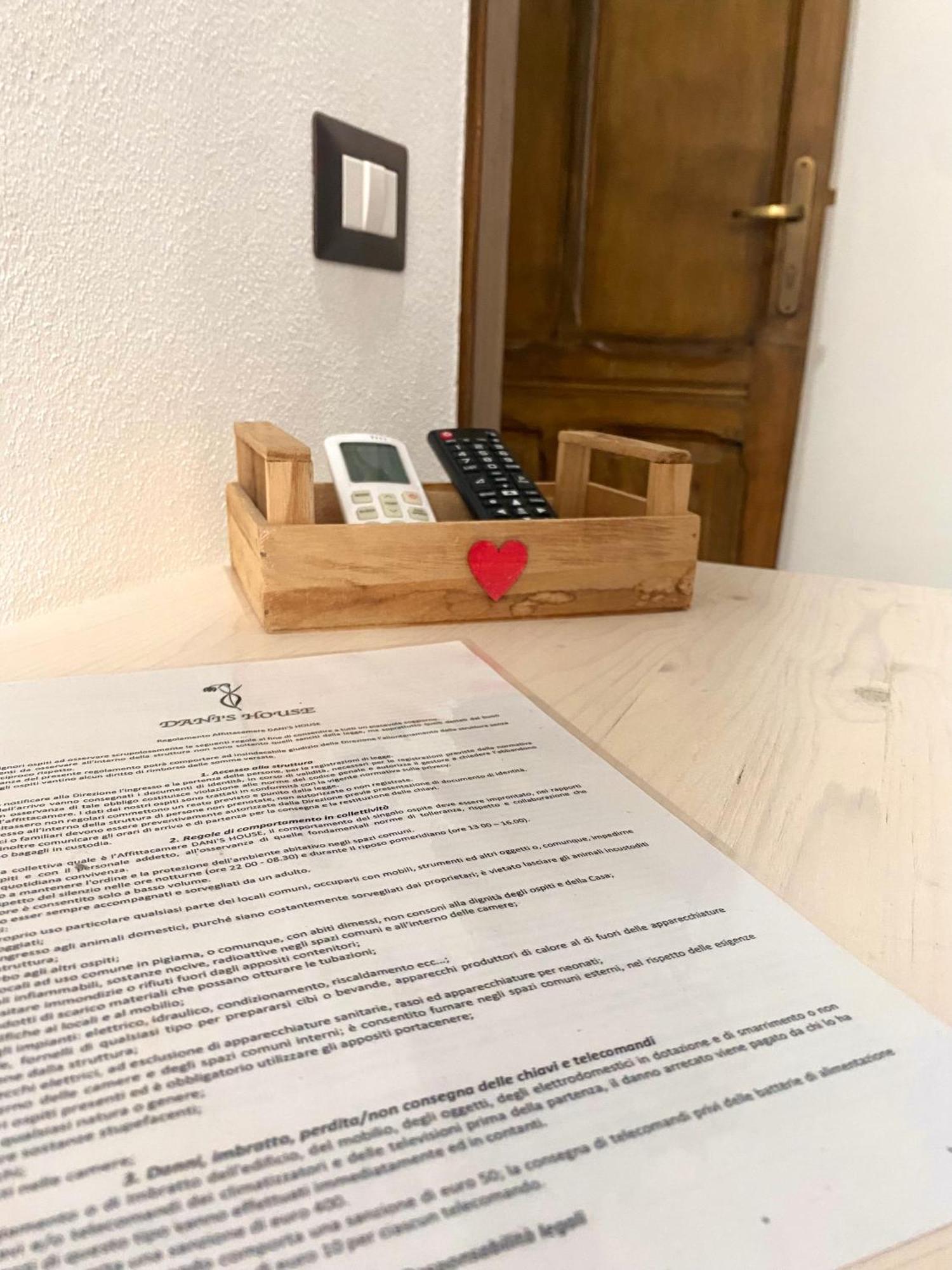 Dani'S House Ξενοδοχείο Κάλιαρι Δωμάτιο φωτογραφία